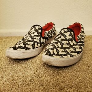 Disney Minnie Mouse (Bow Slip-ons)